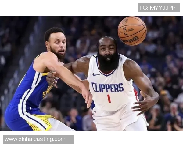 勇士与快船2019年季后赛对决回顾激烈战况与精彩瞬间分析